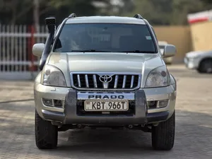 Toyota Land Cruiser 2005 Gold