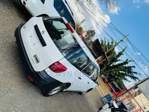 Nissan Advan 2018 White
