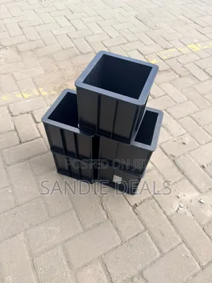 Plastic Lab Test Cube