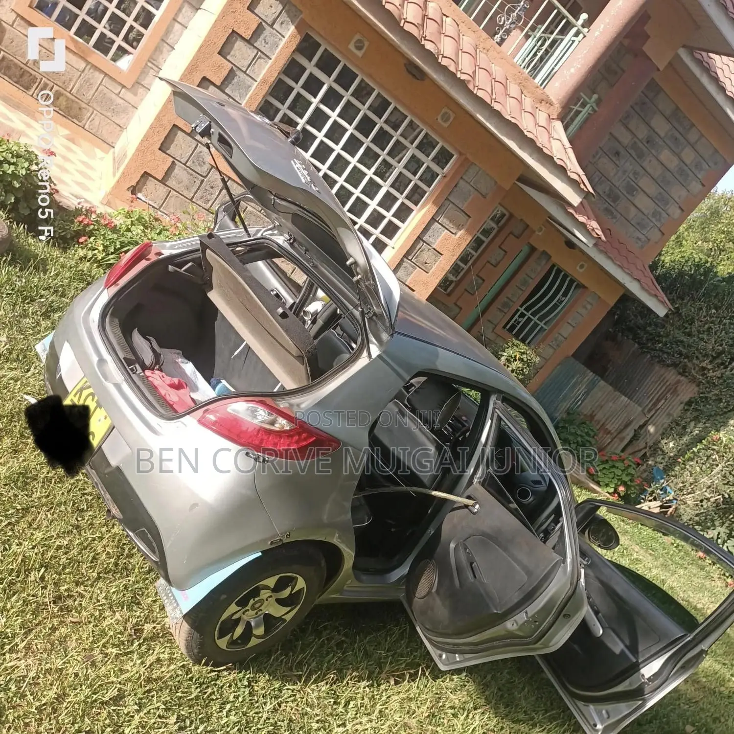 Mazda Demio 2012 Gray
