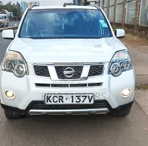 Nissan X-Trail 2011 White