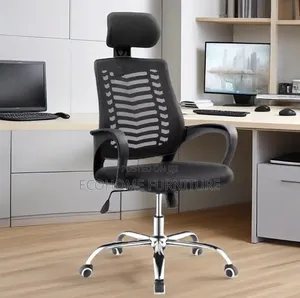 Ergonomic High-Back Mesh Office Chair With Adjustable Headrest