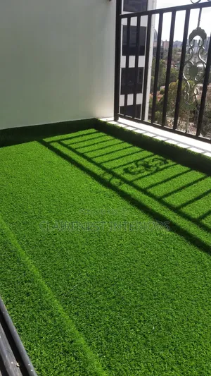 Making Balcony Impressions Beautiful With Artificial Green Grass