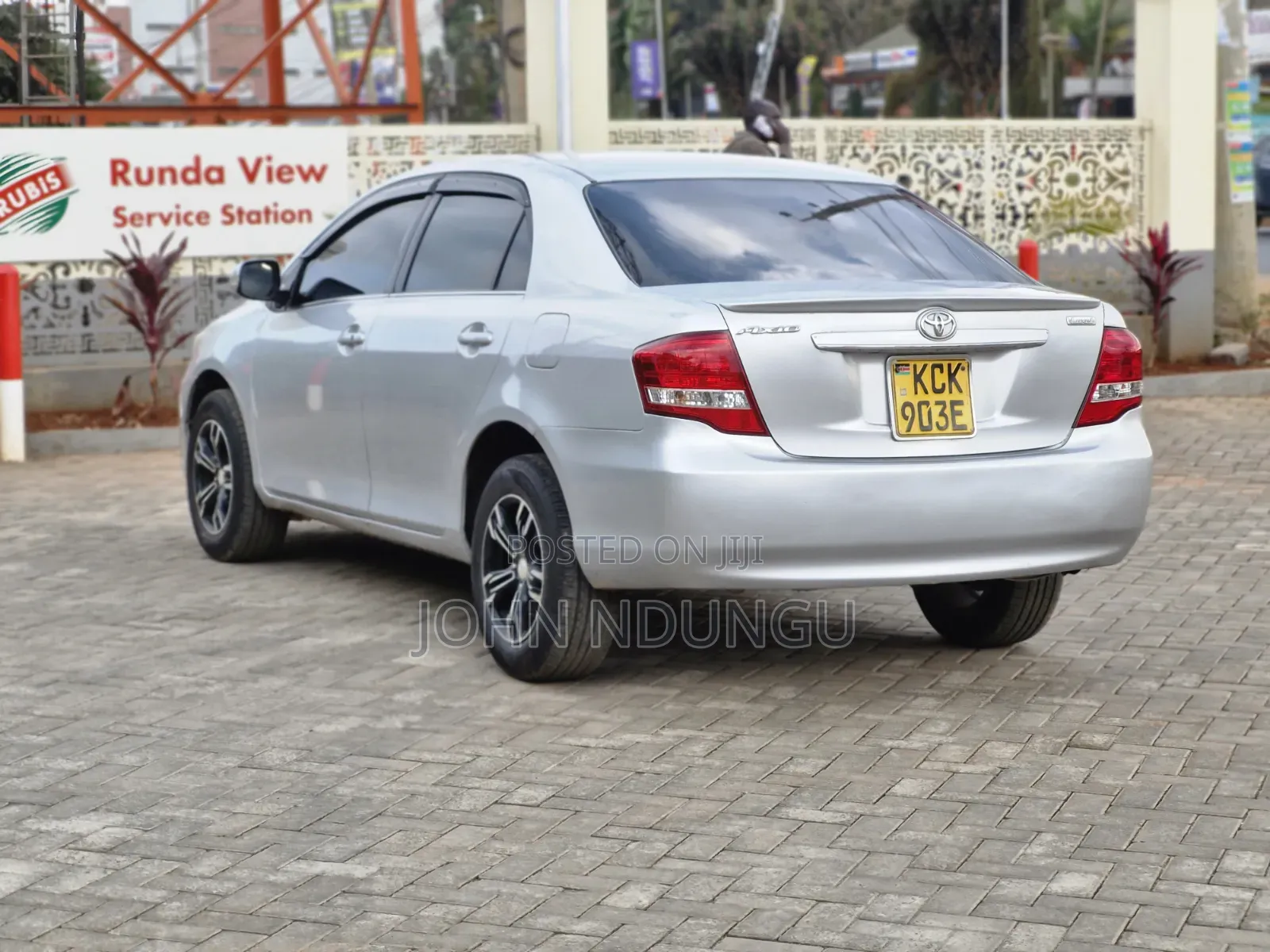Toyota Axio 2010 Silver