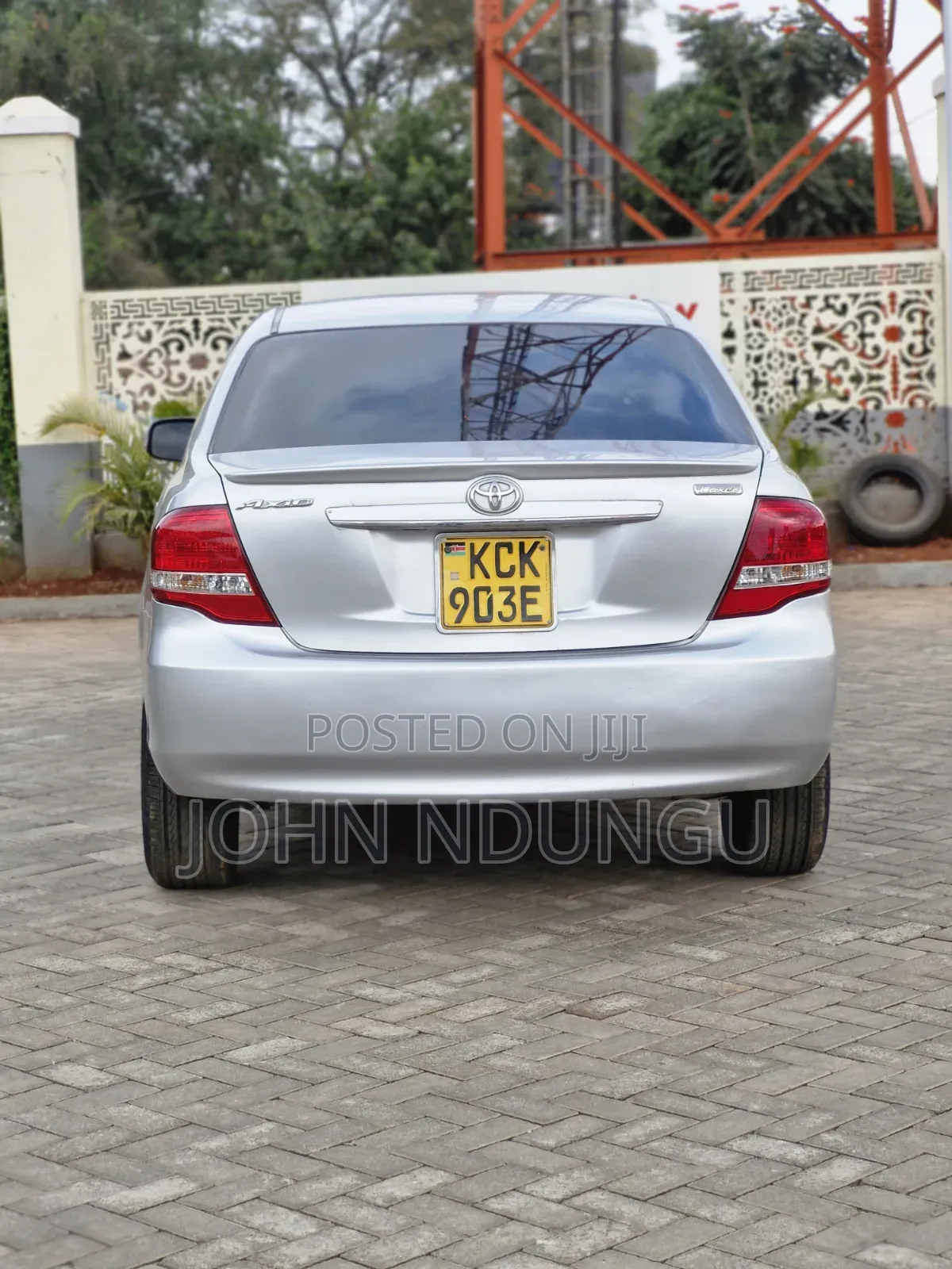 Toyota Axio 2010 Silver