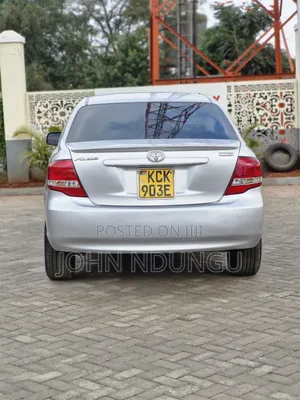 Toyota Axio 2010 Silver