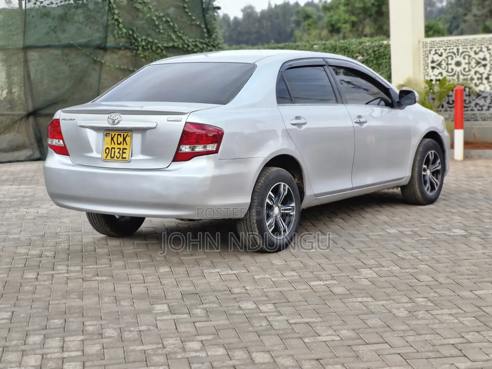Toyota Axio 2010 Silver