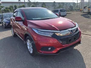 Honda Vezel 2020 Red