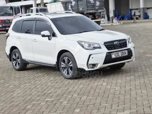 Subaru Forester 2017 White