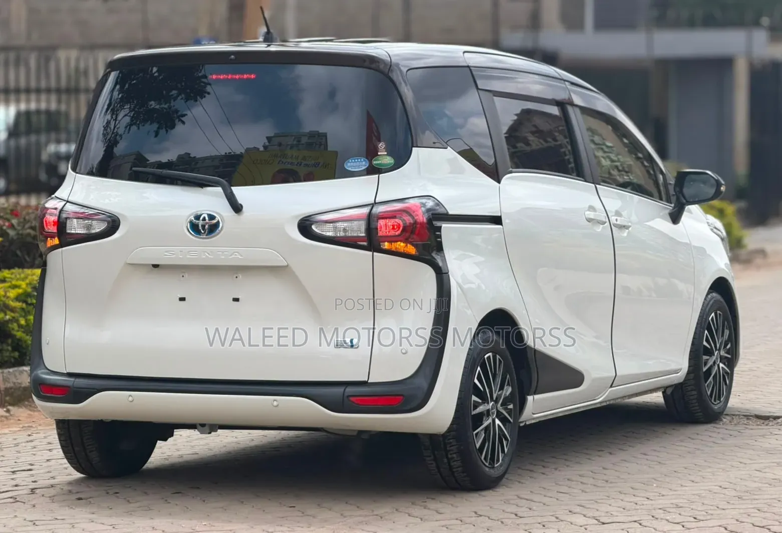 Toyota Sienta 2020 White