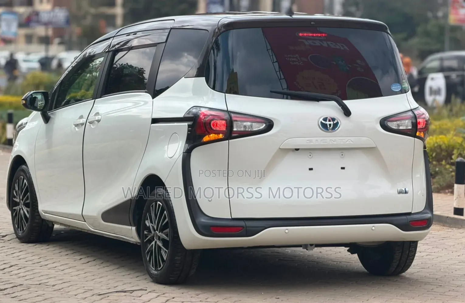 Toyota Sienta 2020 White