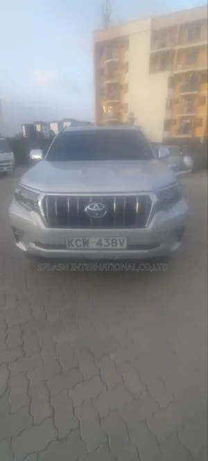 Toyota Land Cruiser Prado 2012 Silver