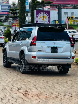 Toyota Land Cruiser Prado 3.0 D-4D 5dr 2008 Silver