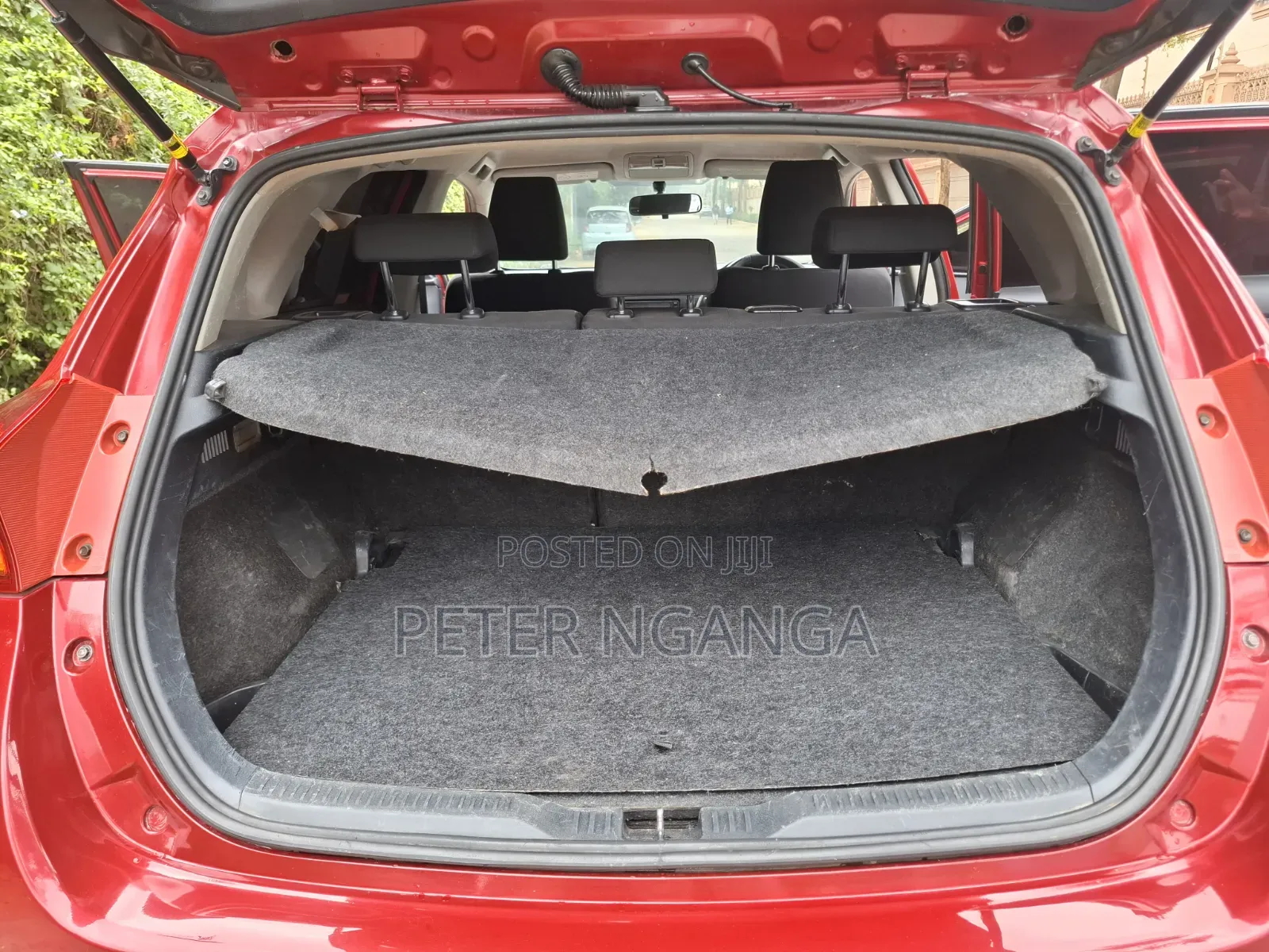 Toyota Auris 2014 Red