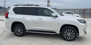 Toyota Land Cruiser Prado 2.8 2020 White