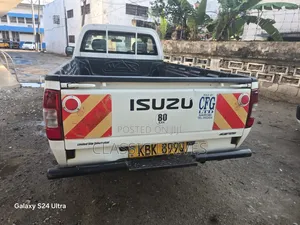 Isuzu D-MAX 2008 White