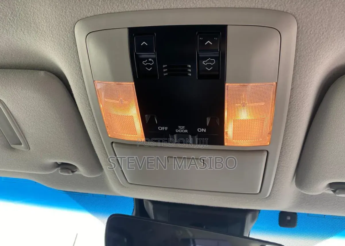 Toyota Land Cruiser Prado 2.8 2020 White