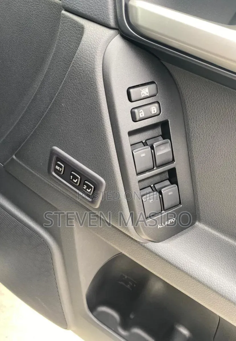 Toyota Land Cruiser Prado 2.8 2020 White