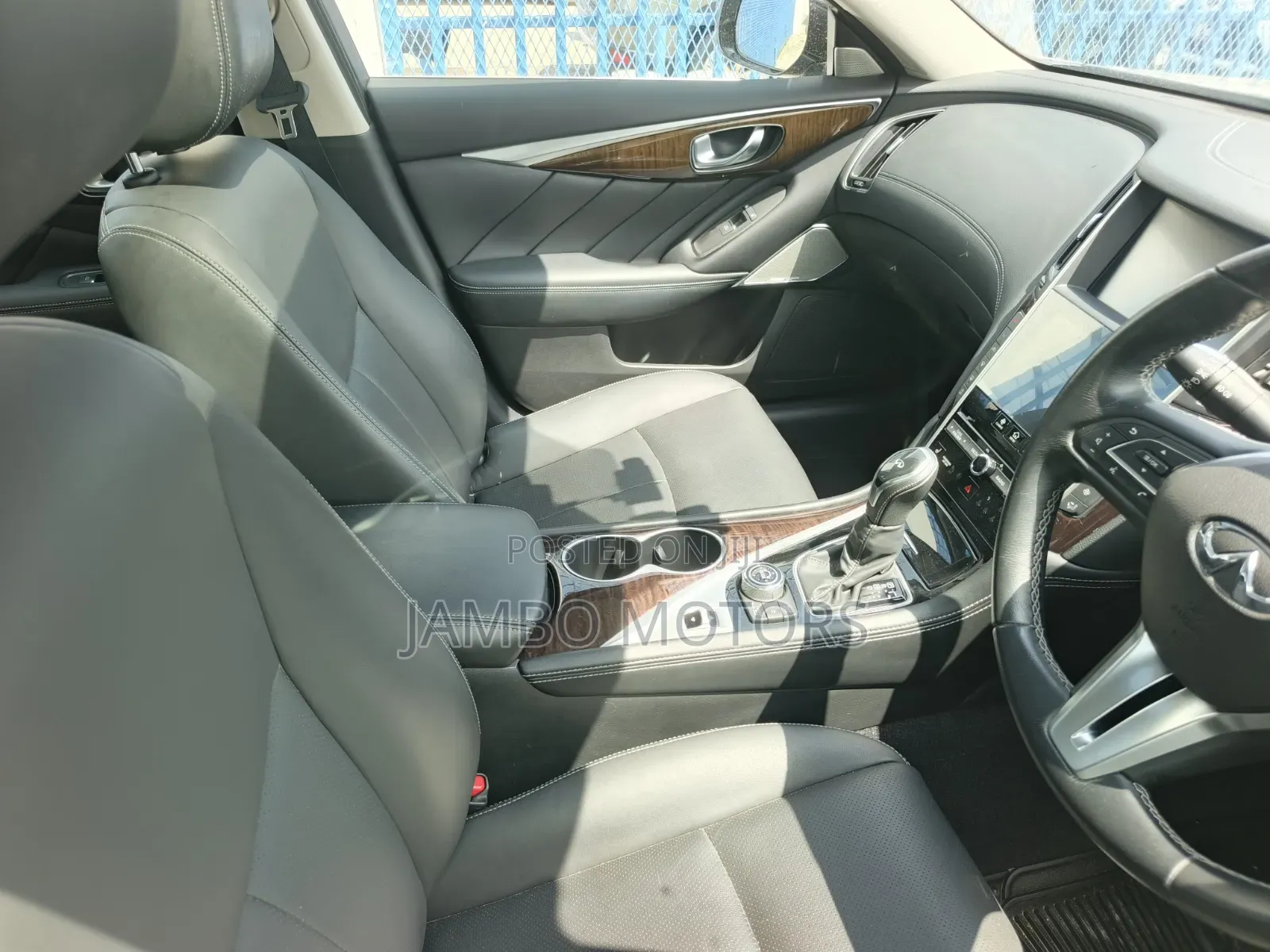 Nissan Skyline 2020 Gray