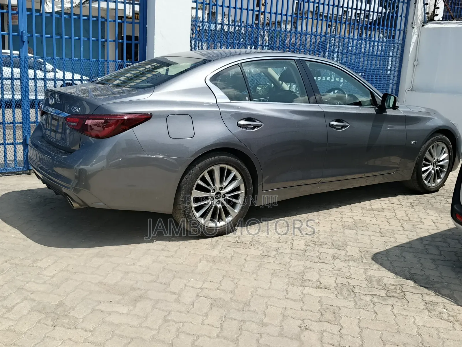 Nissan Skyline 2020 Gray