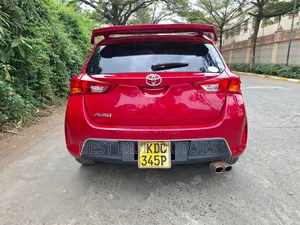 Toyota Auris 2014 Red