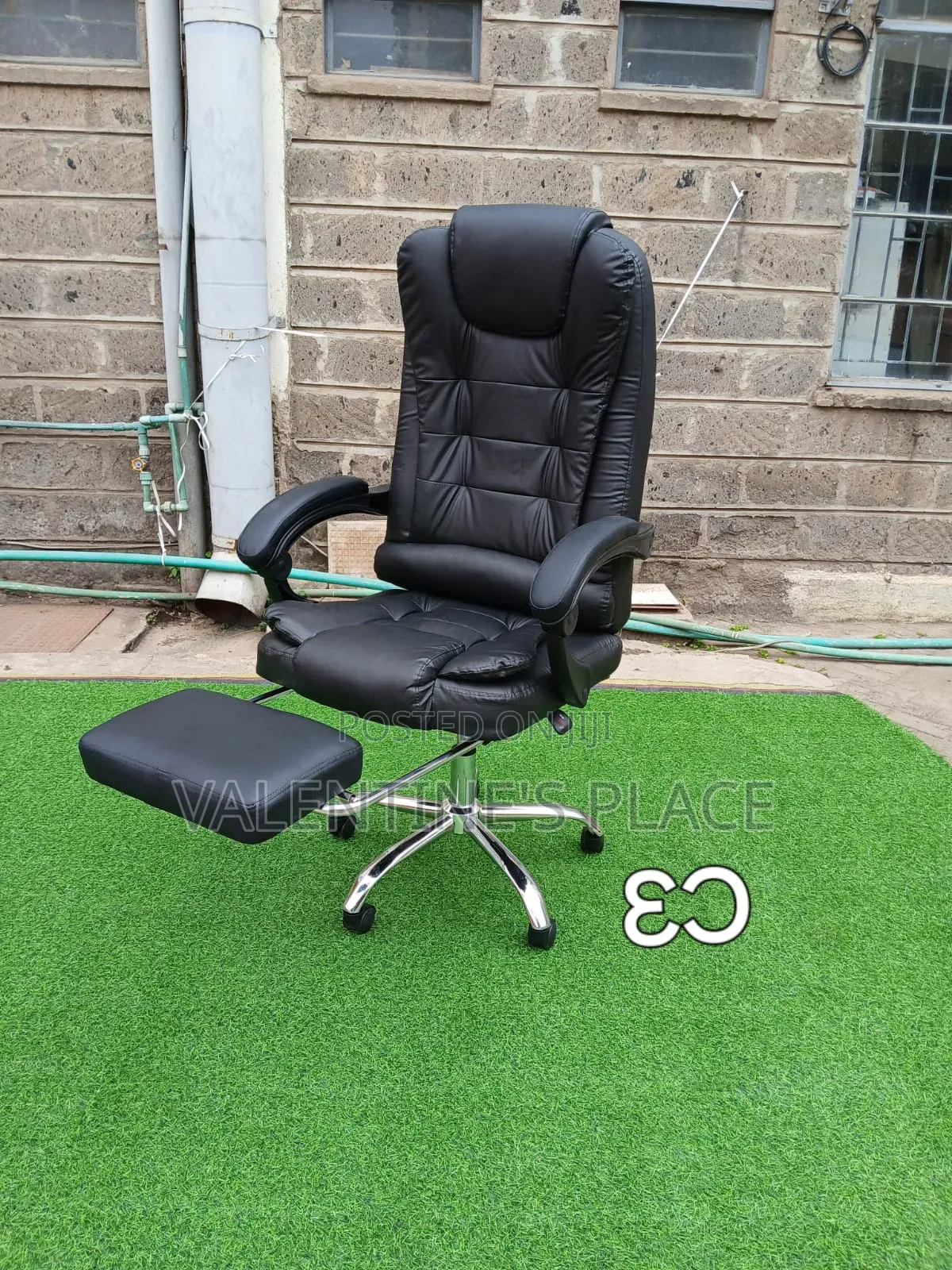 Executive Office Chair With Footrest