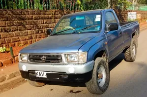 Toyota Hilux 2001 Gray