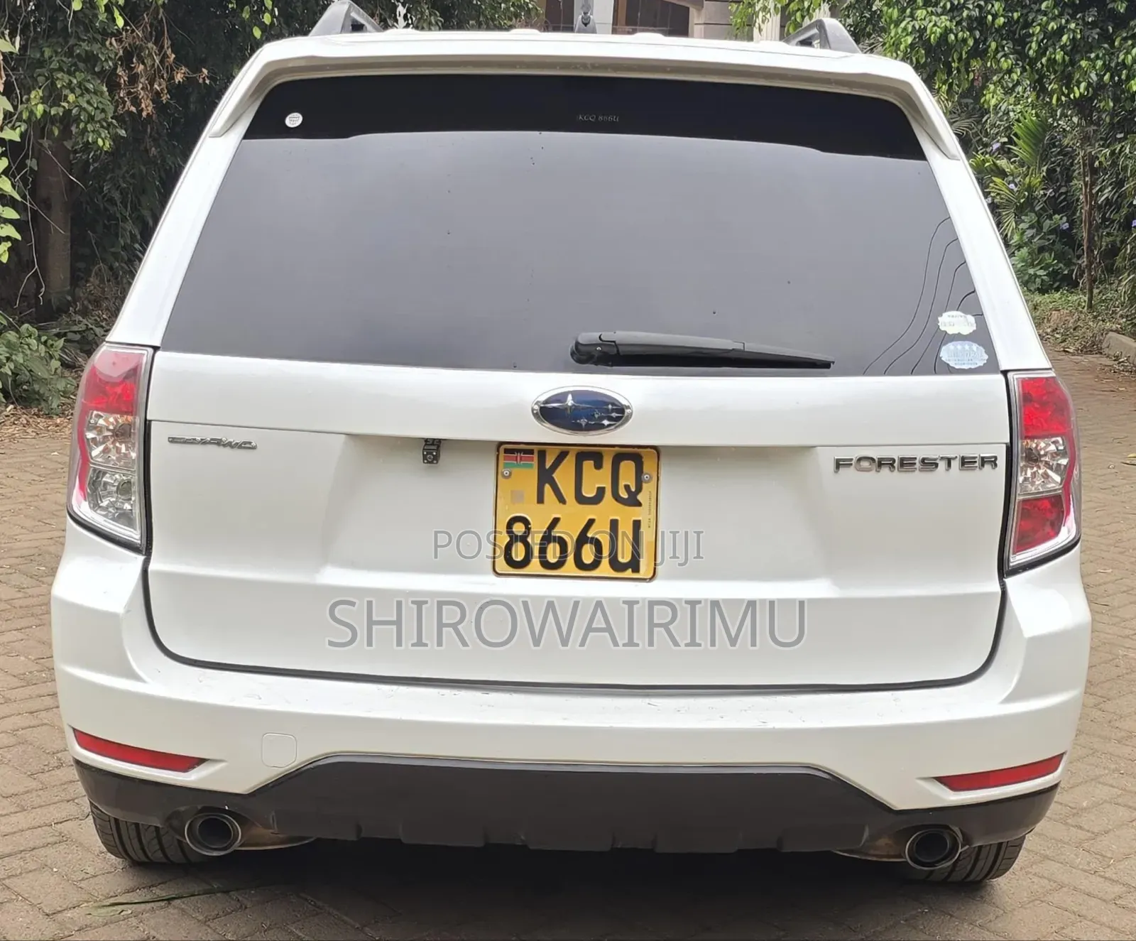 Subaru Forester 2010 Off white