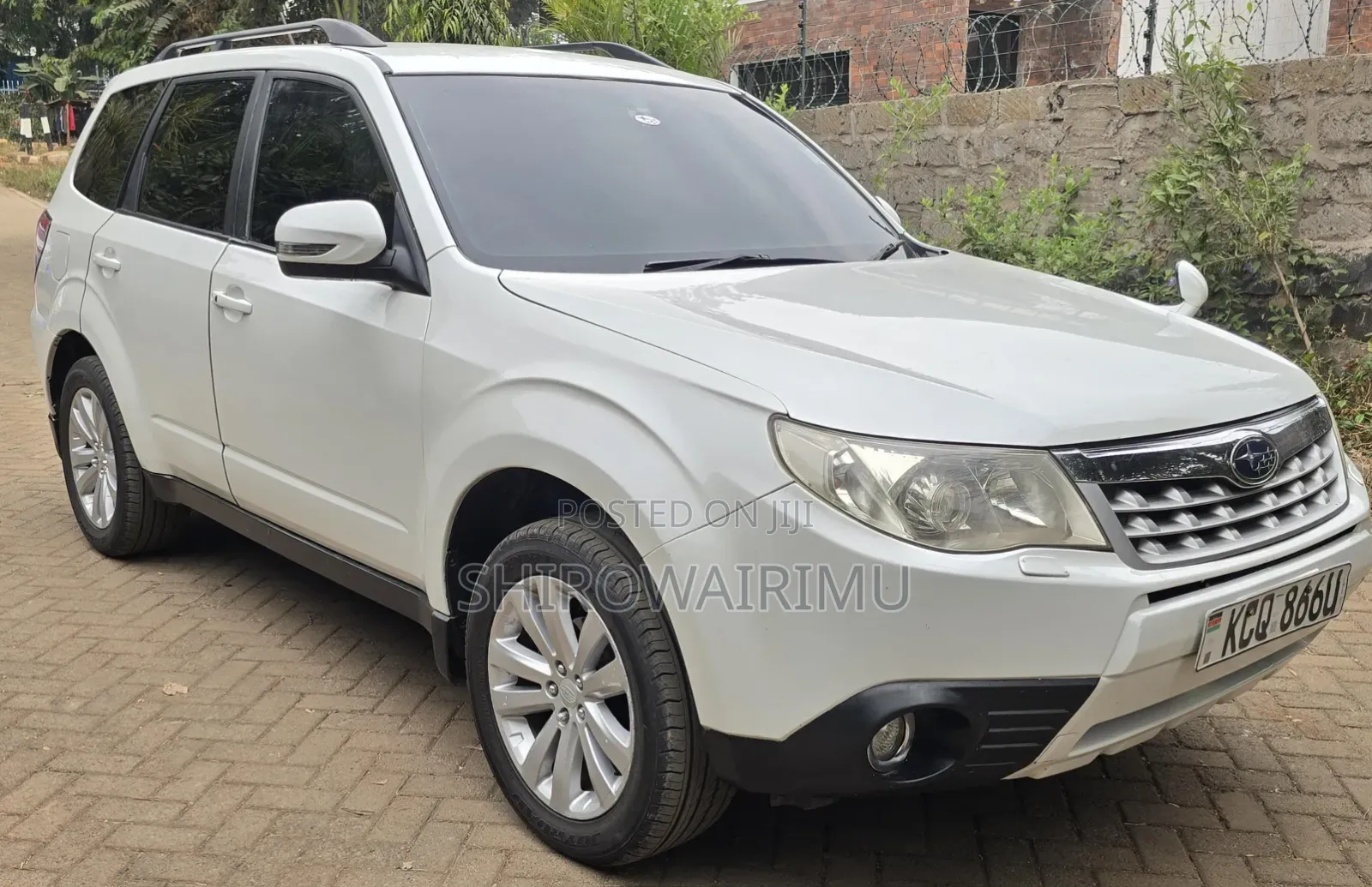 Subaru Forester 2010 Off white