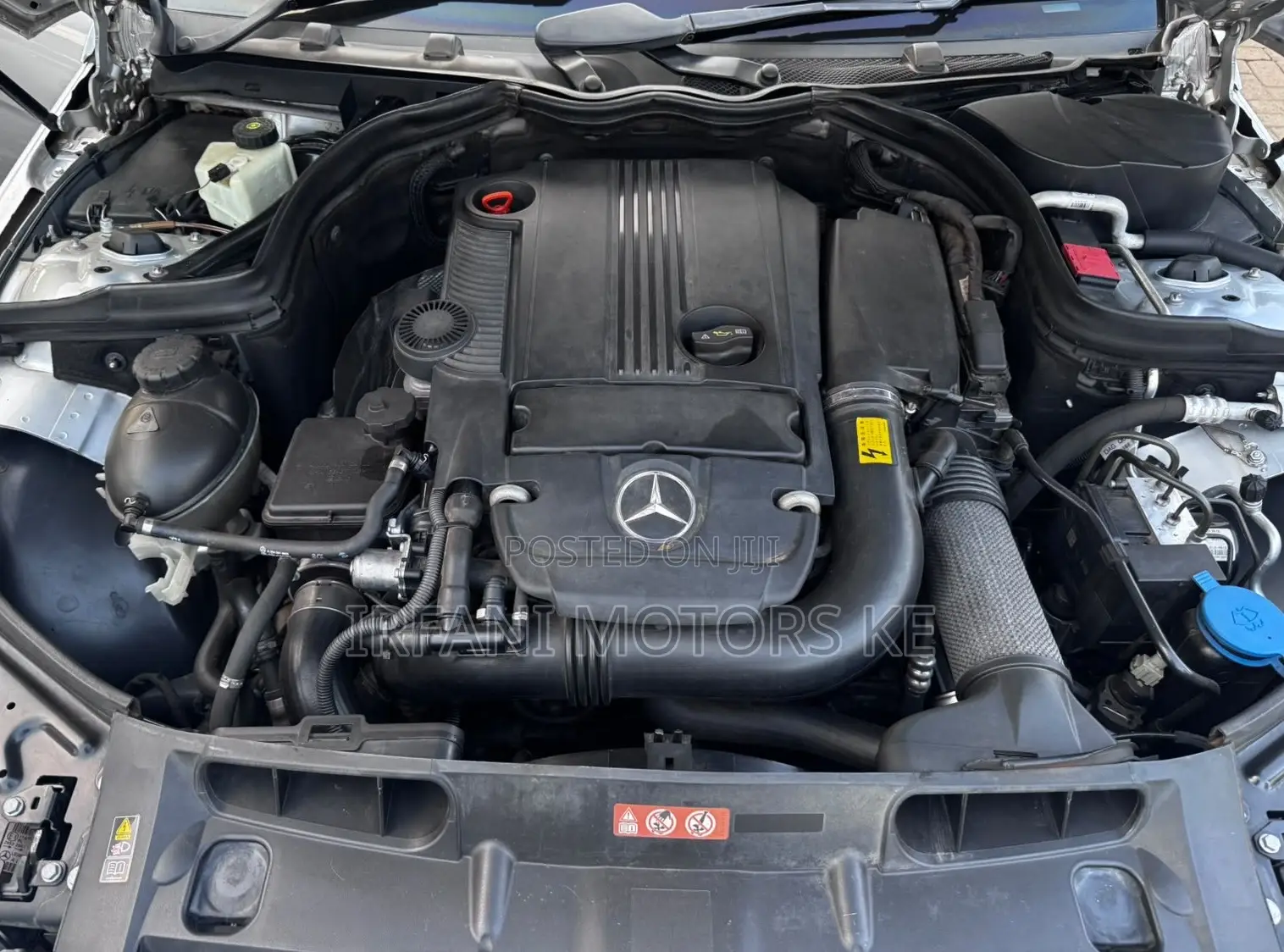 Mercedes-Benz C200 2011 Silver