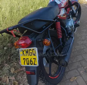 TVS HLX Plus ES 2025 Red