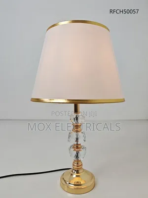 Elegant Crystal and Gold Table Lamp
