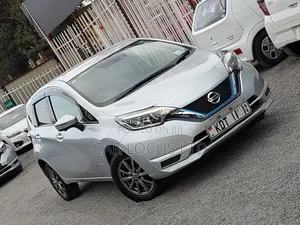 Nissan Note 2019 Silver