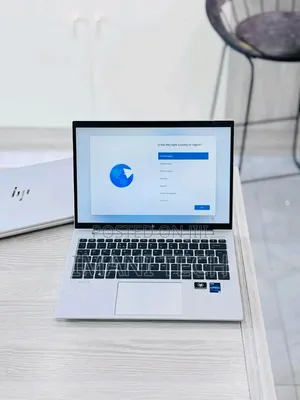 Laptop HP EliteBook 830 G8 8GB Intel Core i7 SSD 256GB