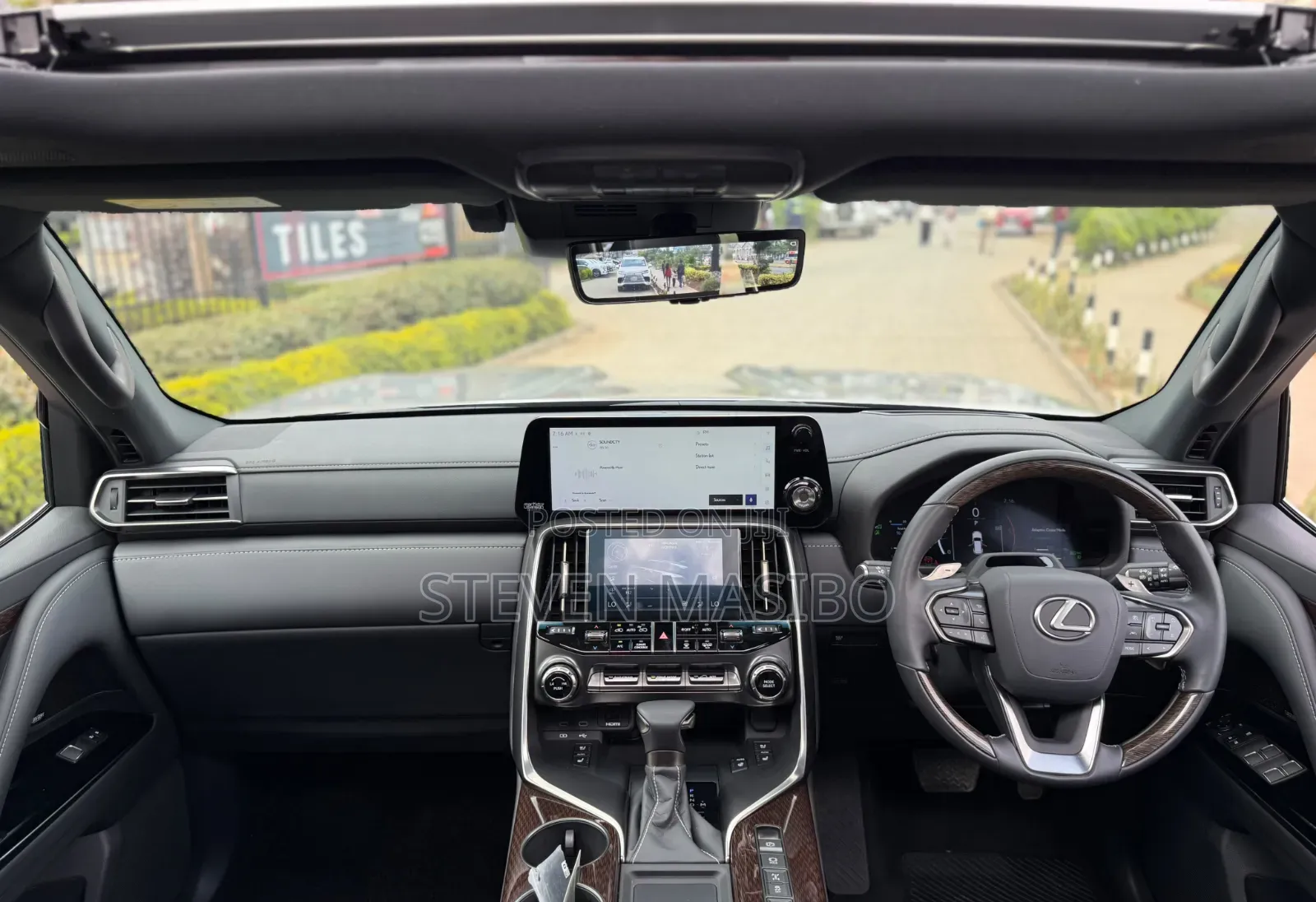 Lexus LX 500d 2025 Silver