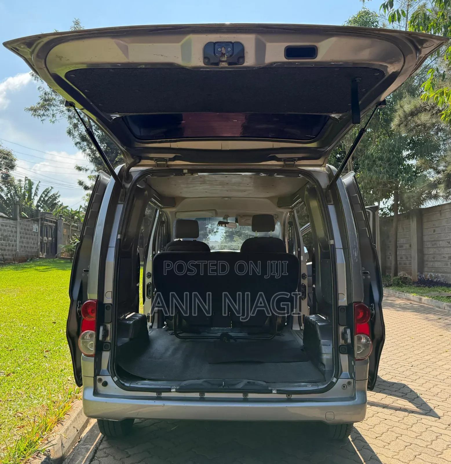 Nissan NV200 2015 Grey