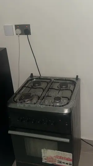 4 Burner Gas Cooker With Gas Oven – Fully Working