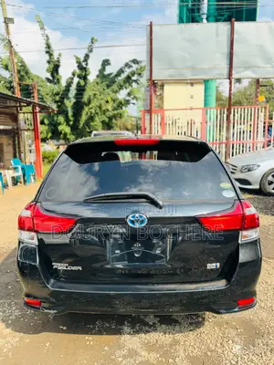 Toyota Corolla Fielder 1.5 Hybrid FWD 2020 Black