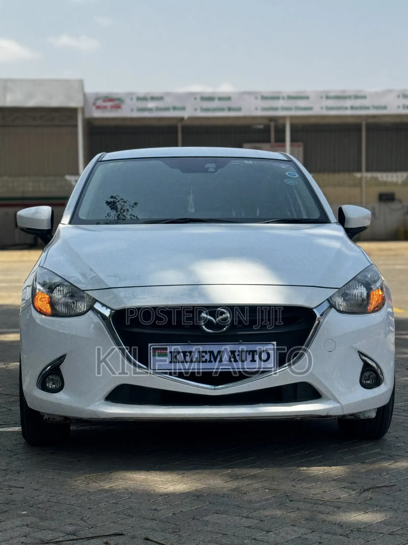 Mazda Demio 2017 White