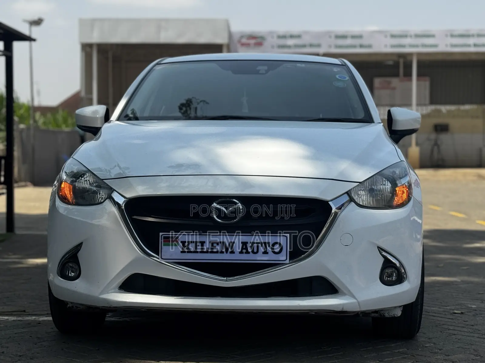 Mazda Demio 2017 White