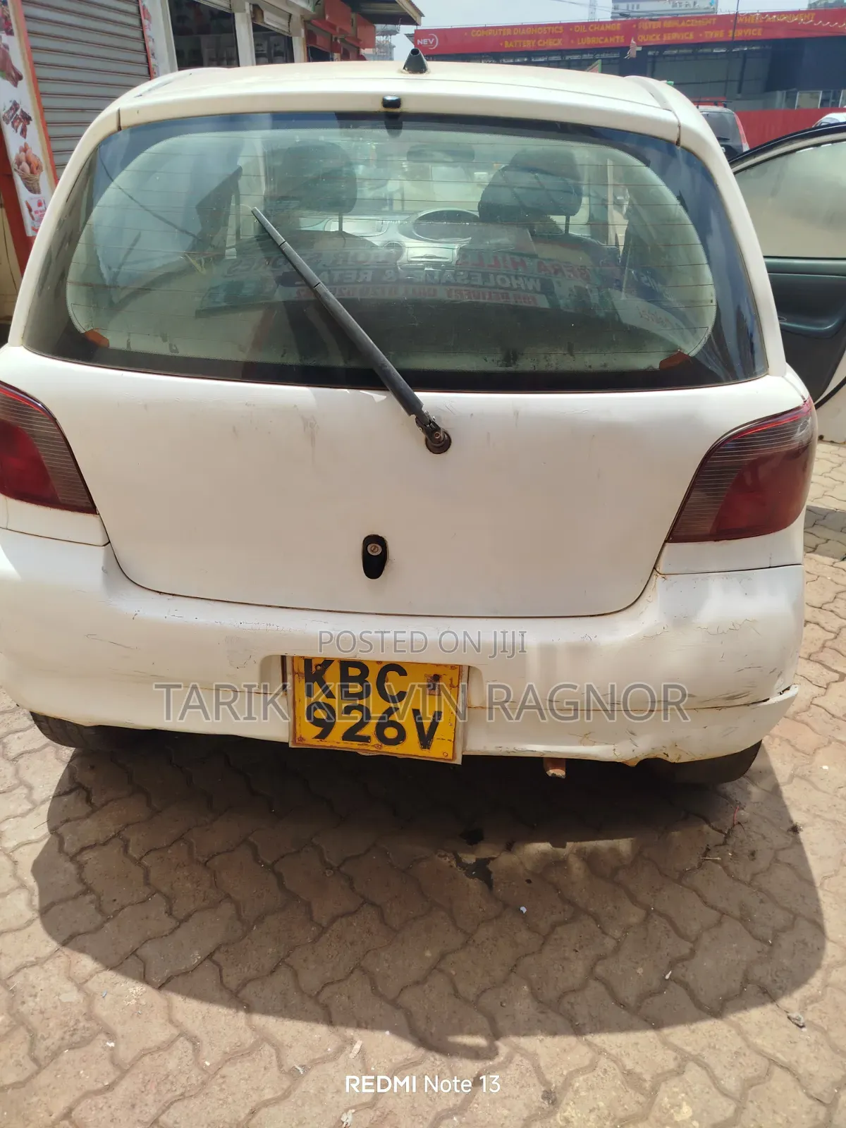 Toyota Vitz 2005 White