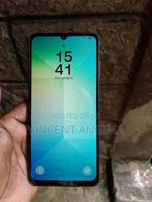 Samsung Galaxy A06 128 GB Black