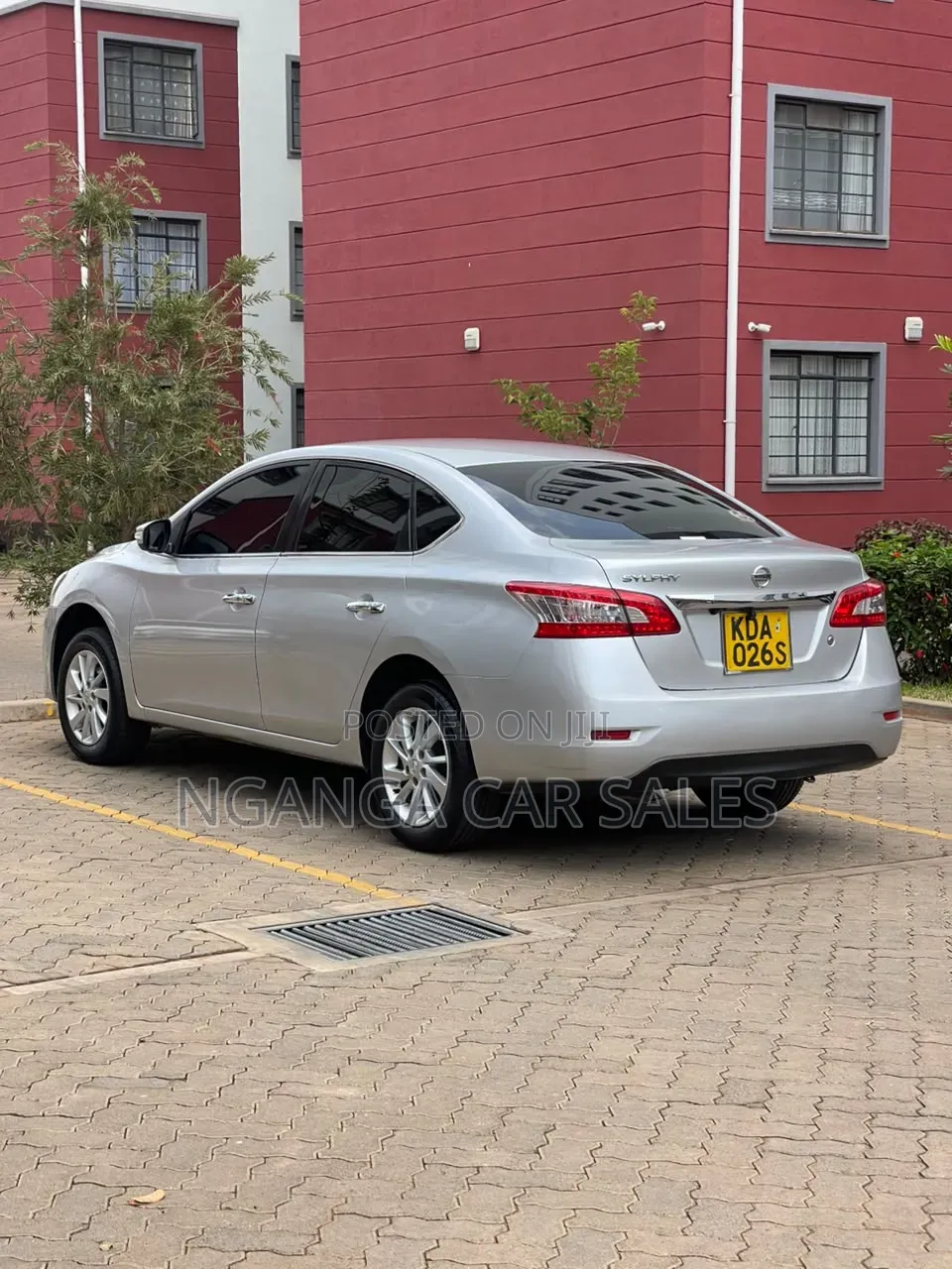 Nissan Sylphy 2013 Silver