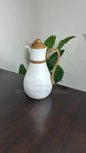 Pot Shaped Vacuum Flask With Wood-Grain Handle and Lid (1.0 L)