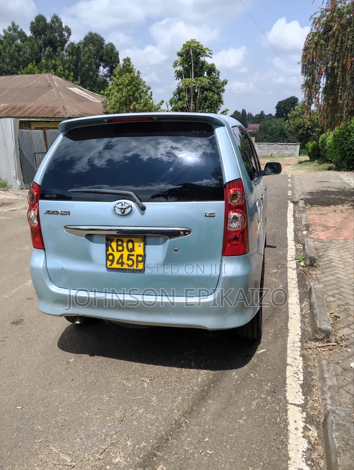 Toyota Avanza 2011