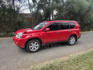 Nissan X-Trail 2010 Red