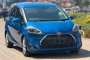 Toyota Sienta 2019 Blue