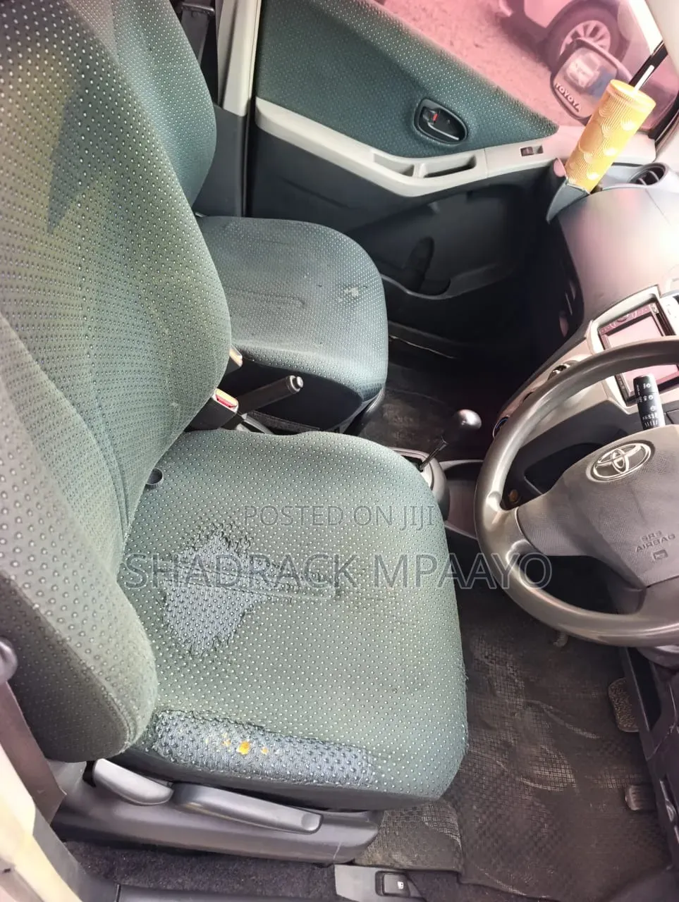 Toyota Vitz 2005 Silver