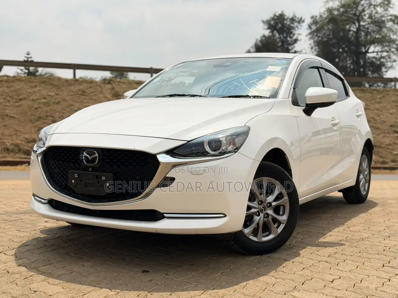 Mazda 2 2020 White