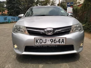 Toyota Corolla Fielder 2015 Silver